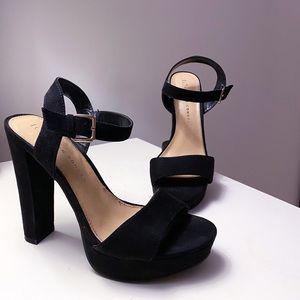 LC Lauren Conrad: Anckle Strap Heels